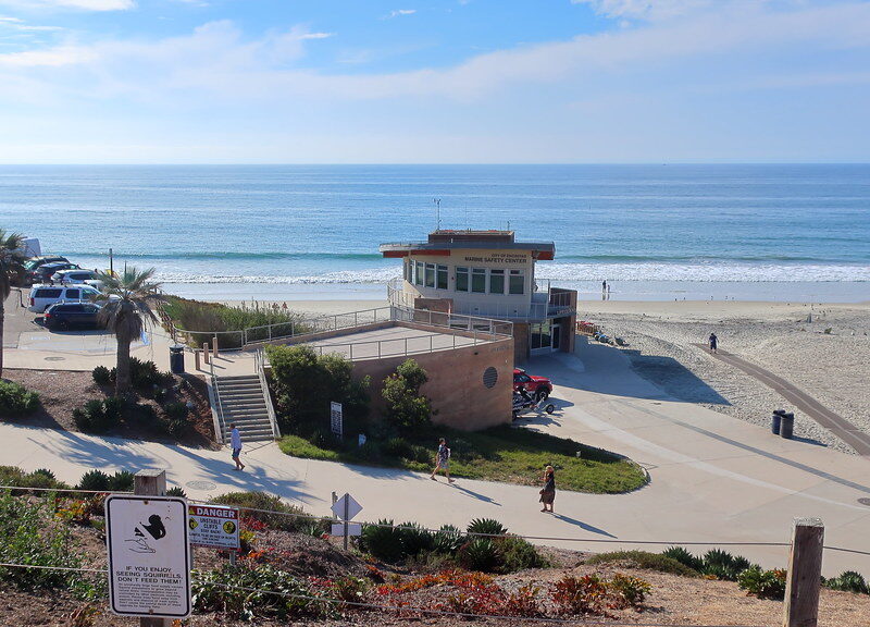 Moonlight State Beach lifeguard station